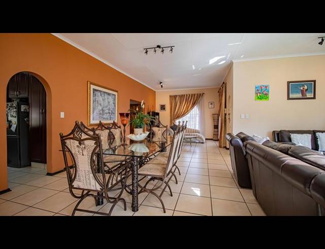 4 BEDROOM HOUSE FOR SALE IN EDEN GLEN